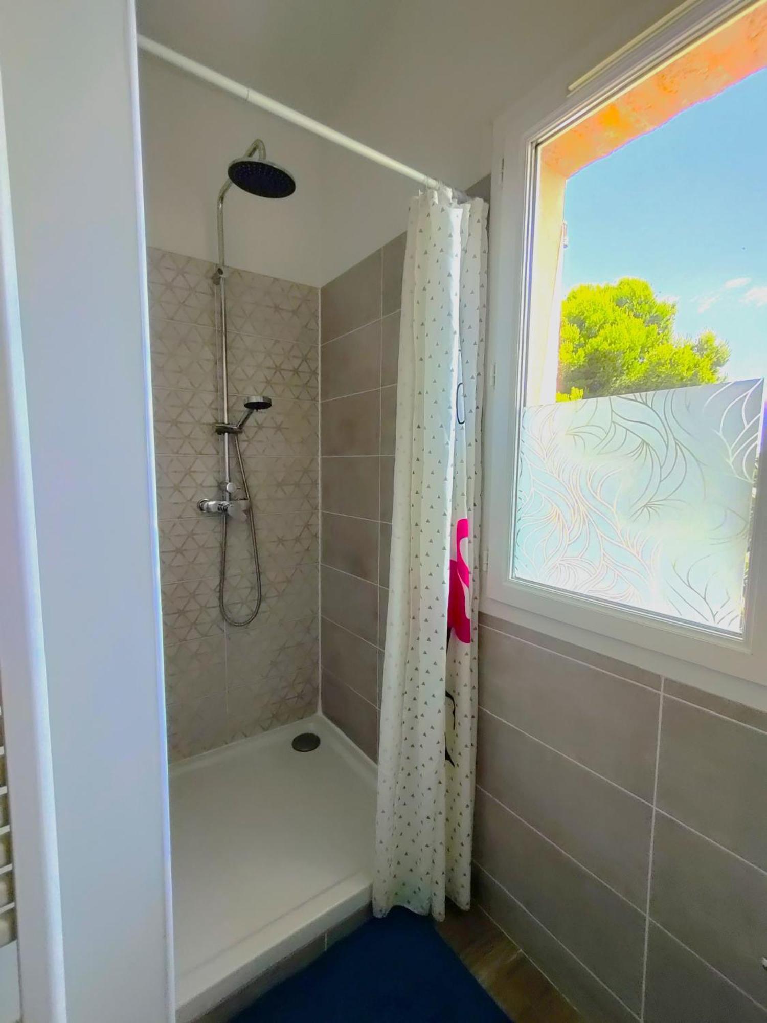 Villa Douceur De Vivre A 15 Min De La Plage Villeneuve-les-Maguelonne Luaran gambar